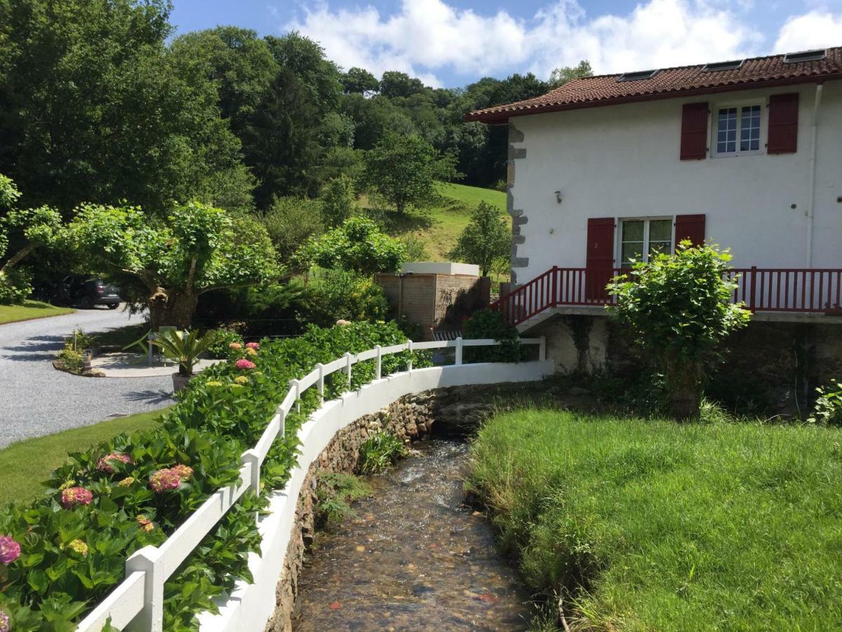Location Eyheraldia - Votre T3 Au Coeur Du Pays Basque Hasparren Exterior photo