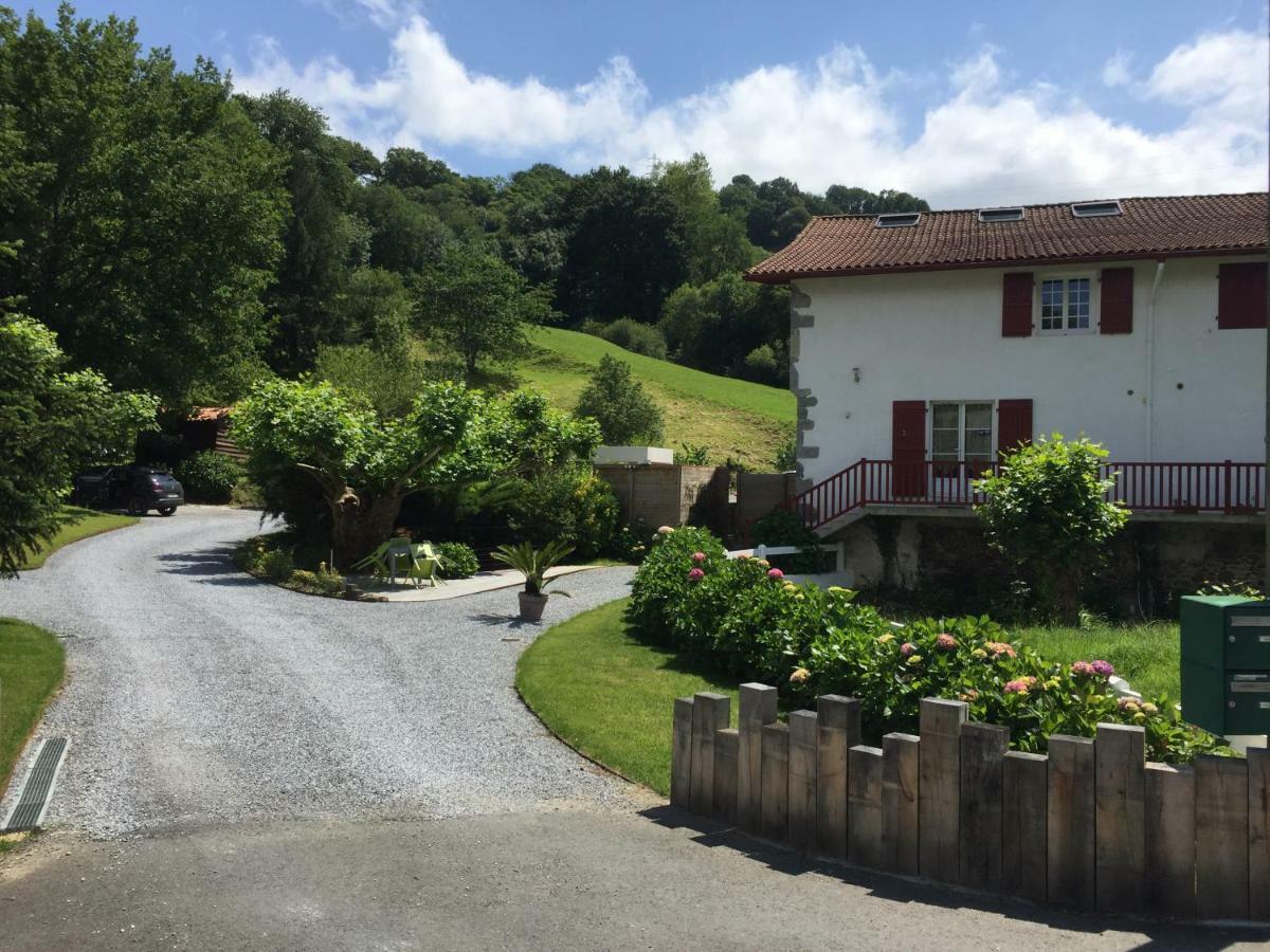 Location Eyheraldia - Votre T3 Au Coeur Du Pays Basque Hasparren Exterior photo